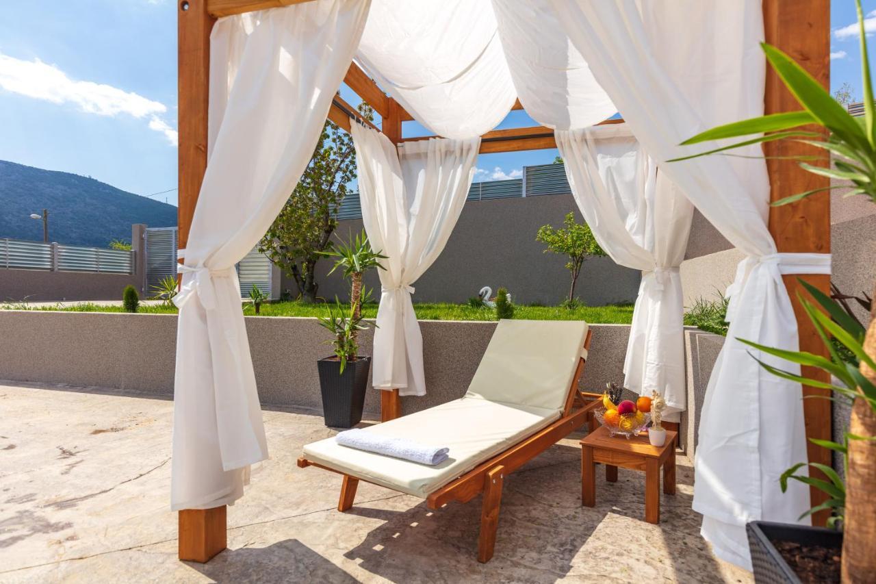 Relax Omis